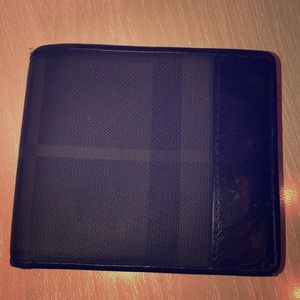 Men’s black Burberry wallet